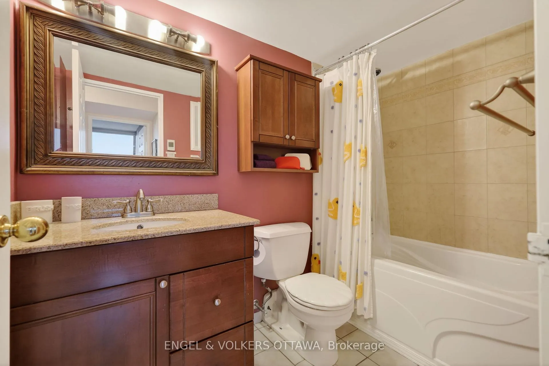 Photo 21 of Unit PH5, 530 Laurier Avenue W, Ottawa, Ottawa Centre — HOMEH