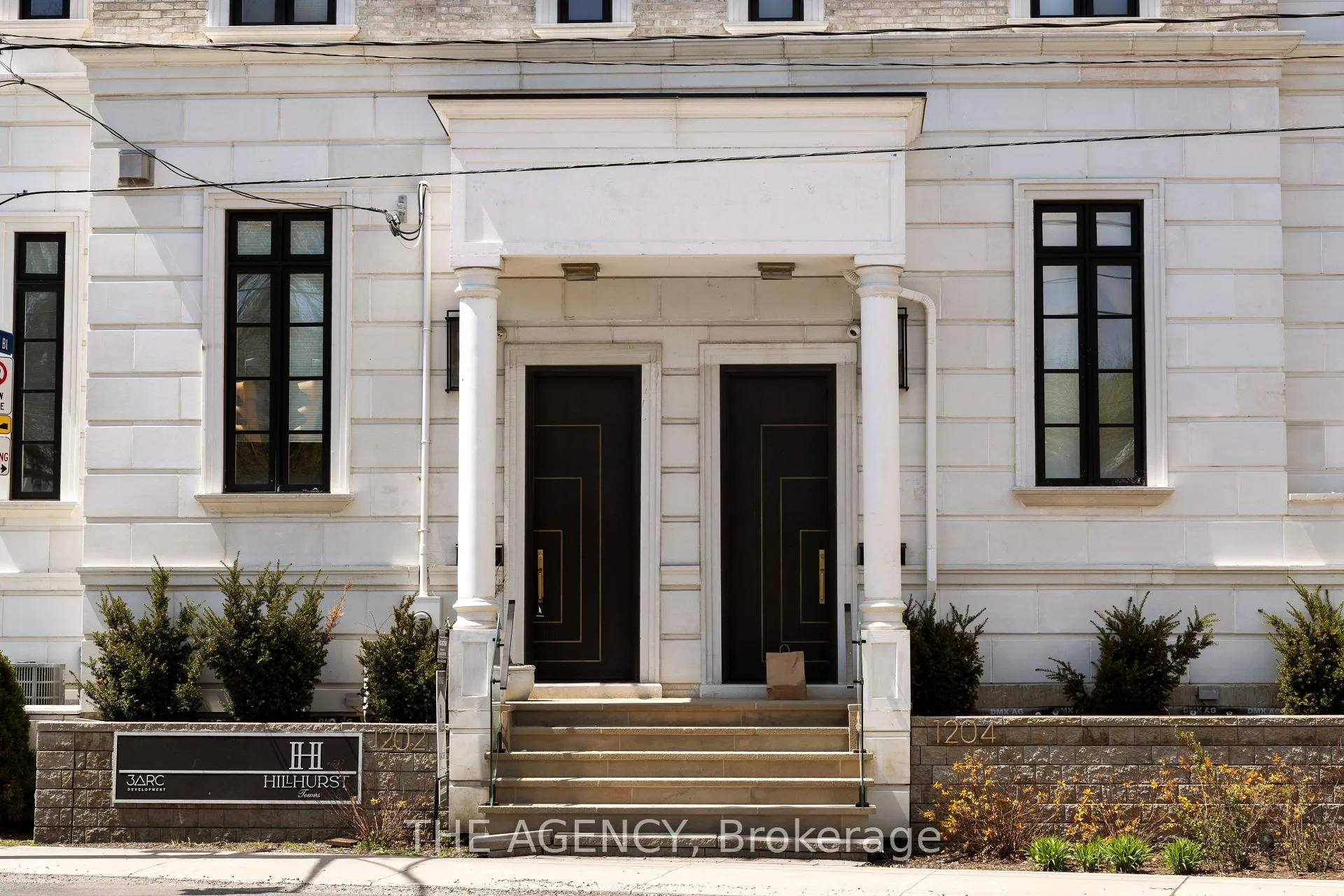 Photo 3 of 1202 Avenue Road, Toronto, Lawrence Park South — HOMEH