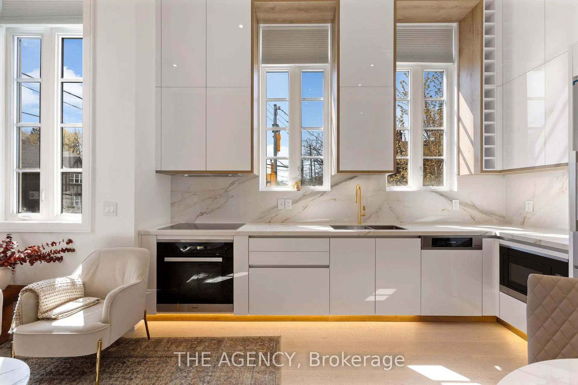 Photo 13 of 1202 Avenue Road, Toronto, Lawrence Park South — HOMEH