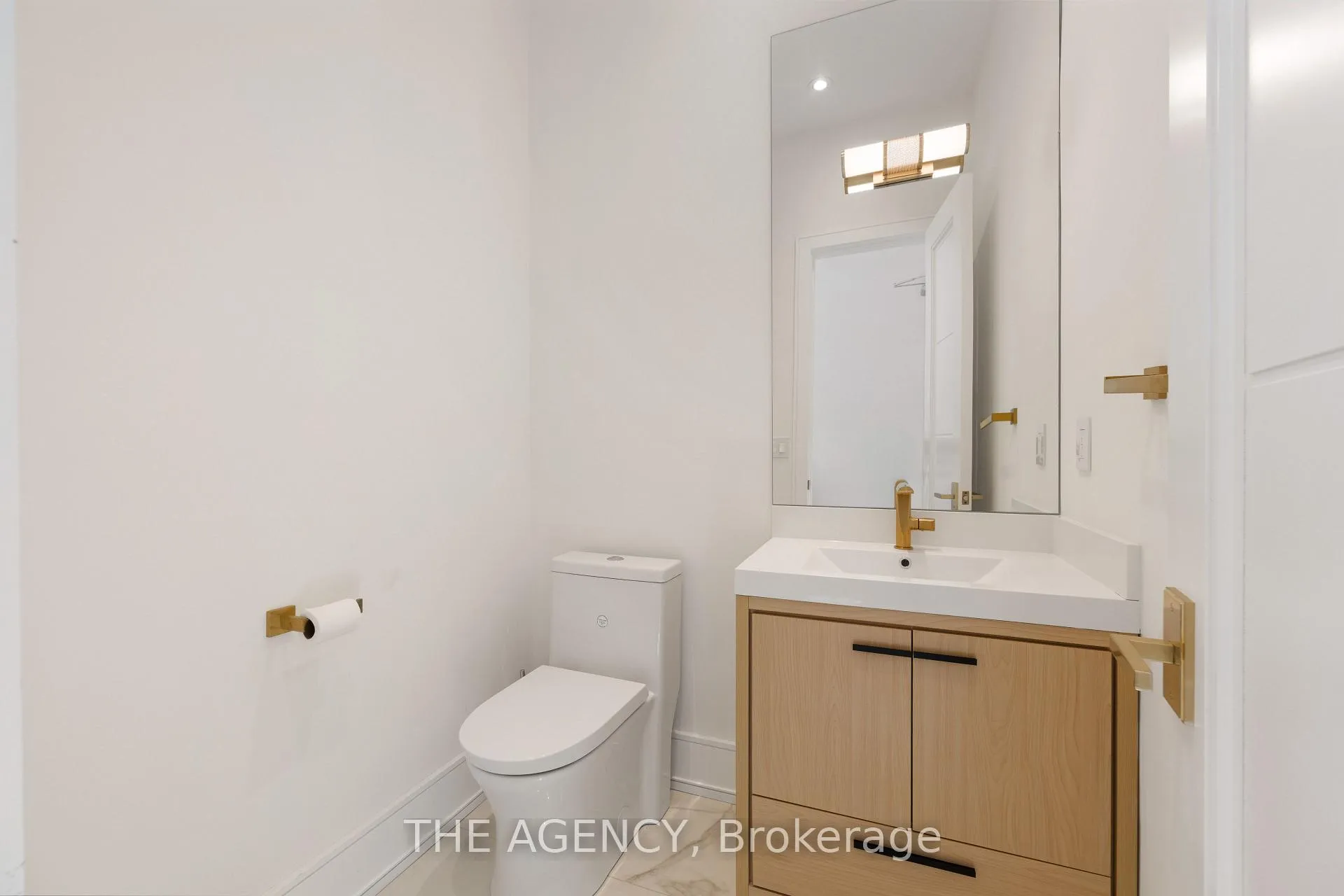 Photo 16 of 1202 Avenue Road, Toronto, Lawrence Park South — HOMEH
