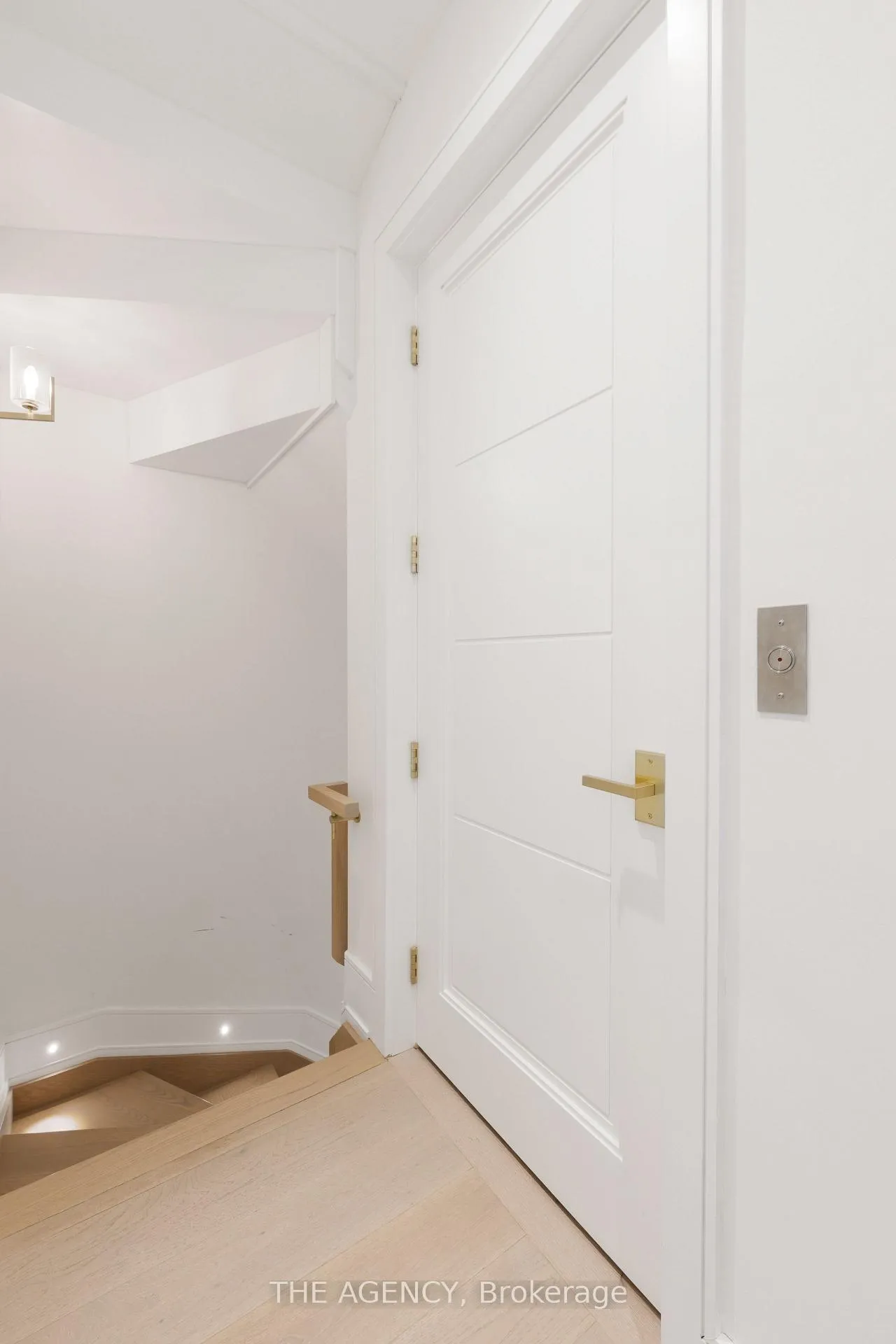 Photo 18 of 1202 Avenue Road, Toronto, Lawrence Park South — HOMEH