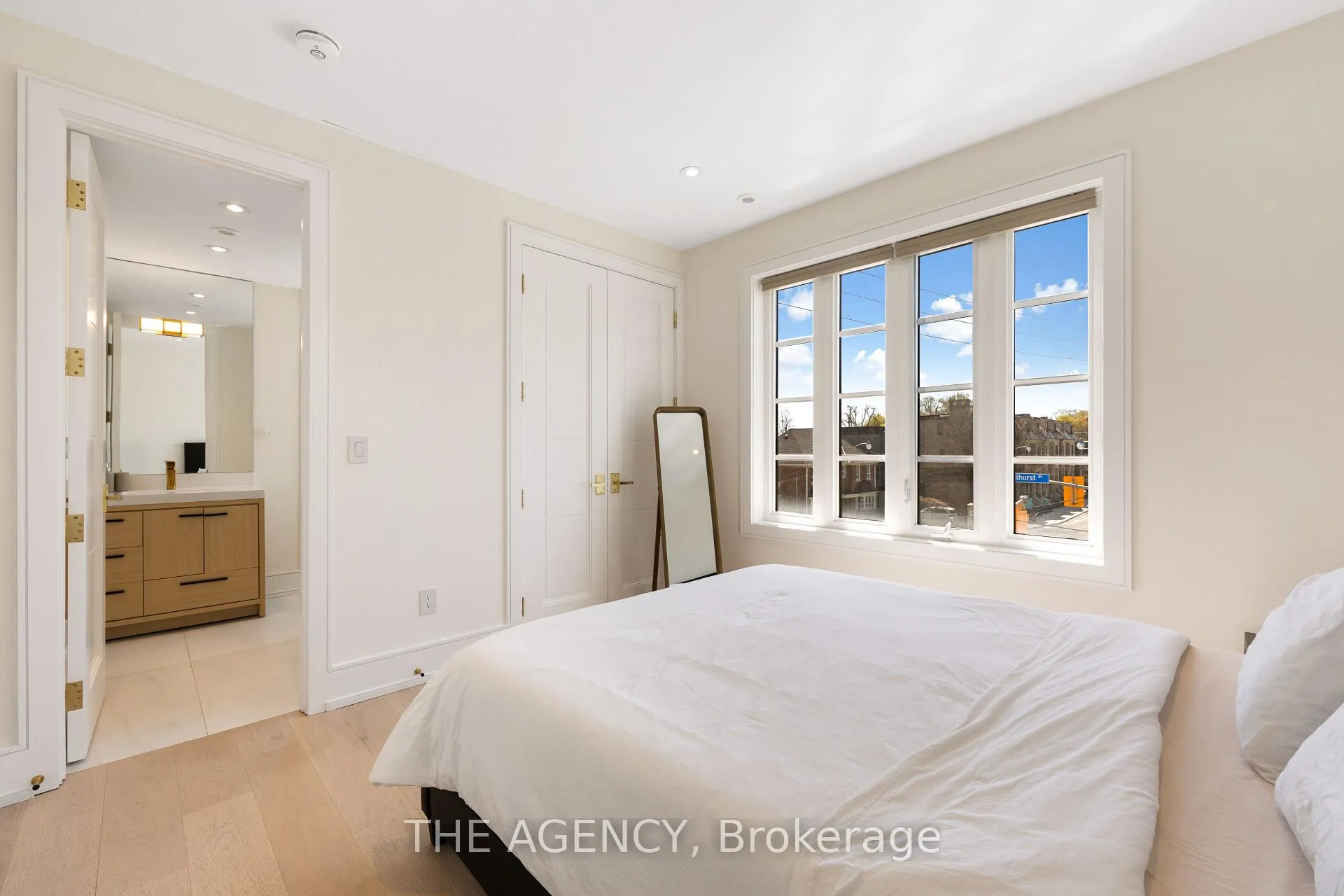 Photo 21 of 1202 Avenue Road, Toronto, Lawrence Park South — HOMEH