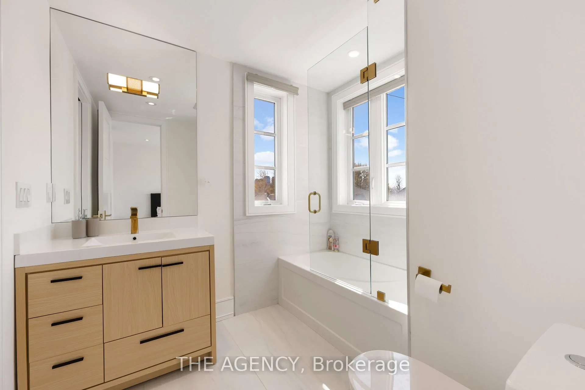 Photo 23 of 1202 Avenue Road, Toronto, Lawrence Park South — HOMEH