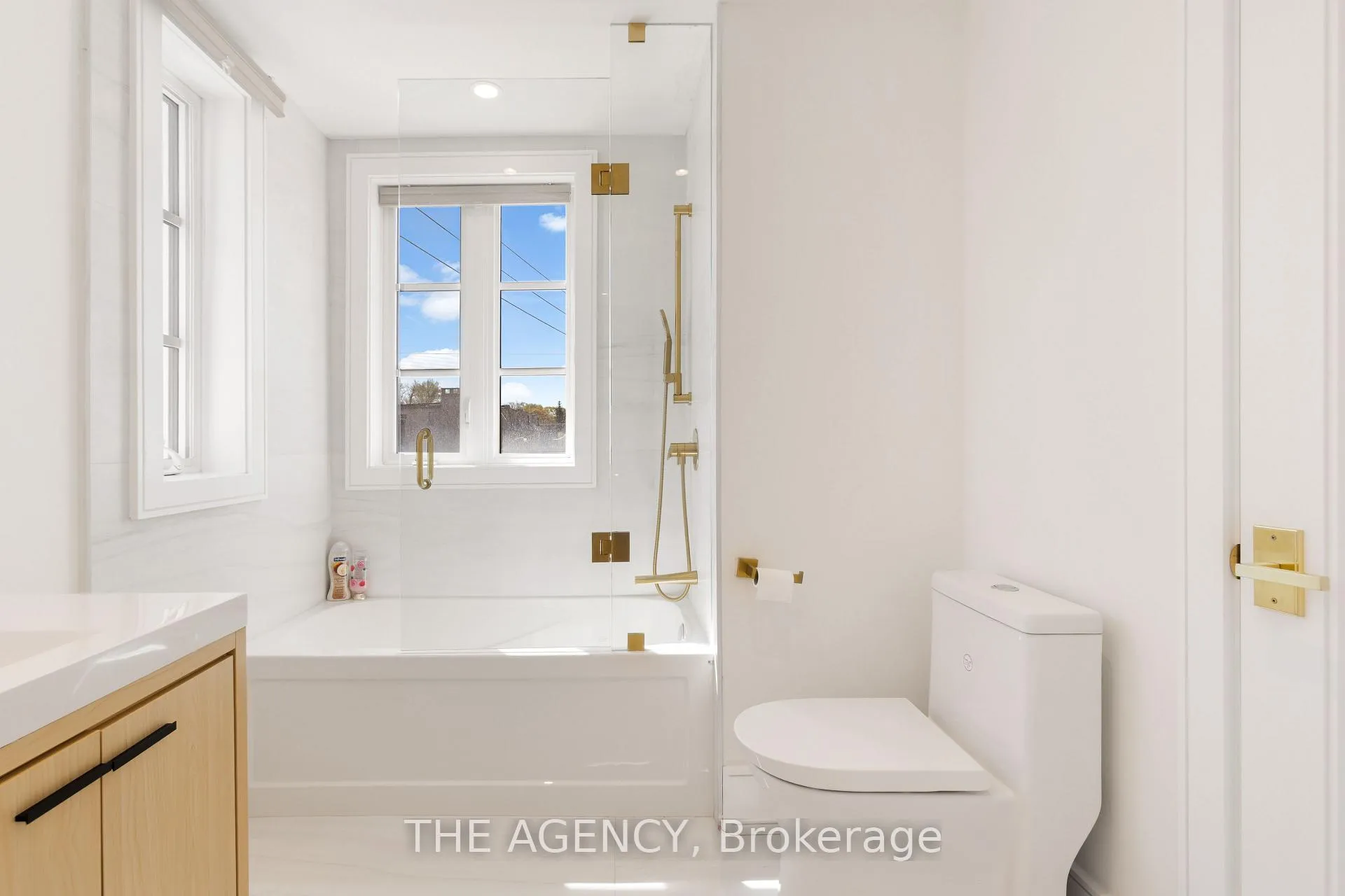 Photo 24 of 1202 Avenue Road, Toronto, Lawrence Park South — HOMEH