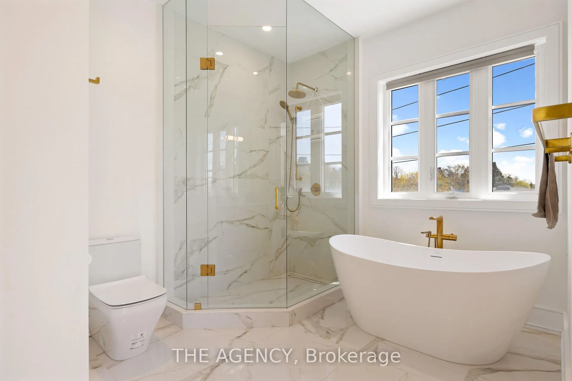 Photo 31 of 1202 Avenue Road, Toronto, Lawrence Park South — HOMEH