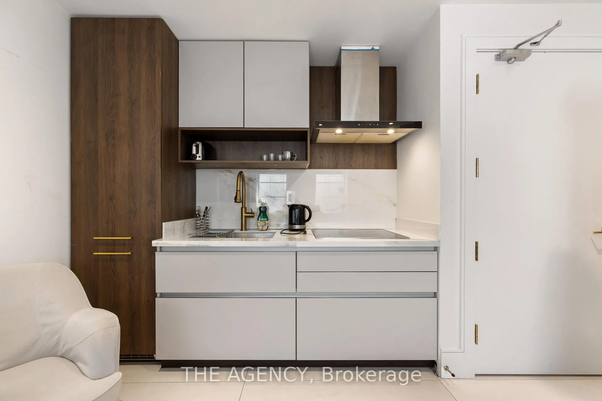 Photo 36 of 1202 Avenue Road, Toronto, Lawrence Park South — HOMEH