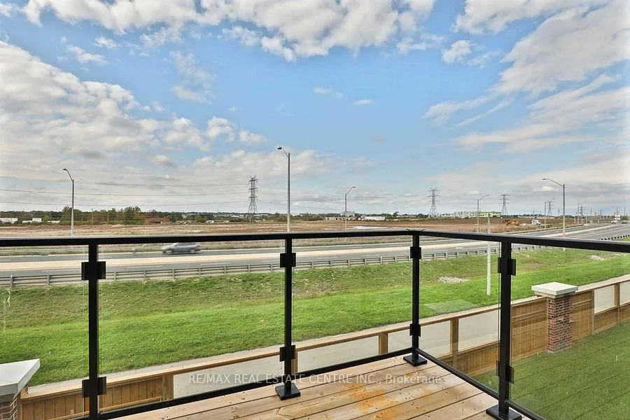 Photo 19 of Unit 226, 30 Times Square Boulevard, Hamilton, Stoney Creek — HOMEH