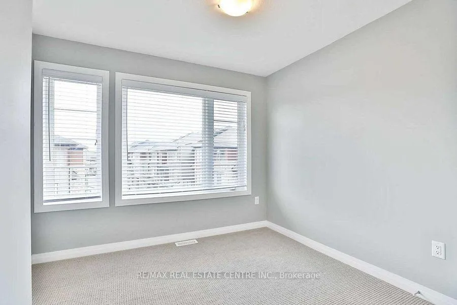 Photo 26 of Unit 226, 30 Times Square Boulevard, Hamilton, Stoney Creek — HOMEH