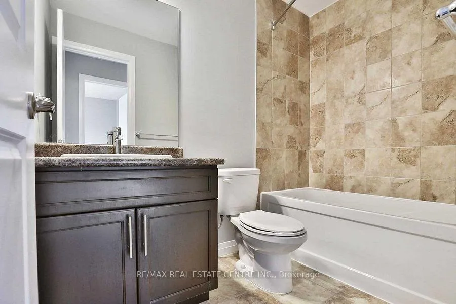 Photo 27 of Unit 226, 30 Times Square Boulevard, Hamilton, Stoney Creek — HOMEH