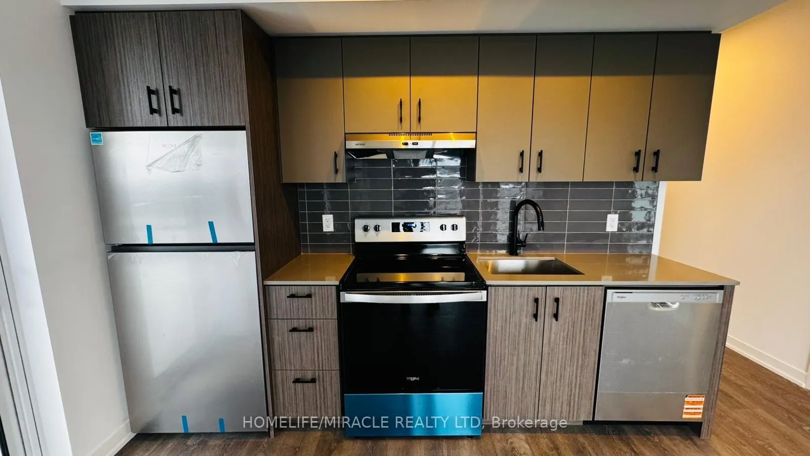 Photo 7 of Unit C602, 4878 Powers Common, Burlington, Alton — HOMEH