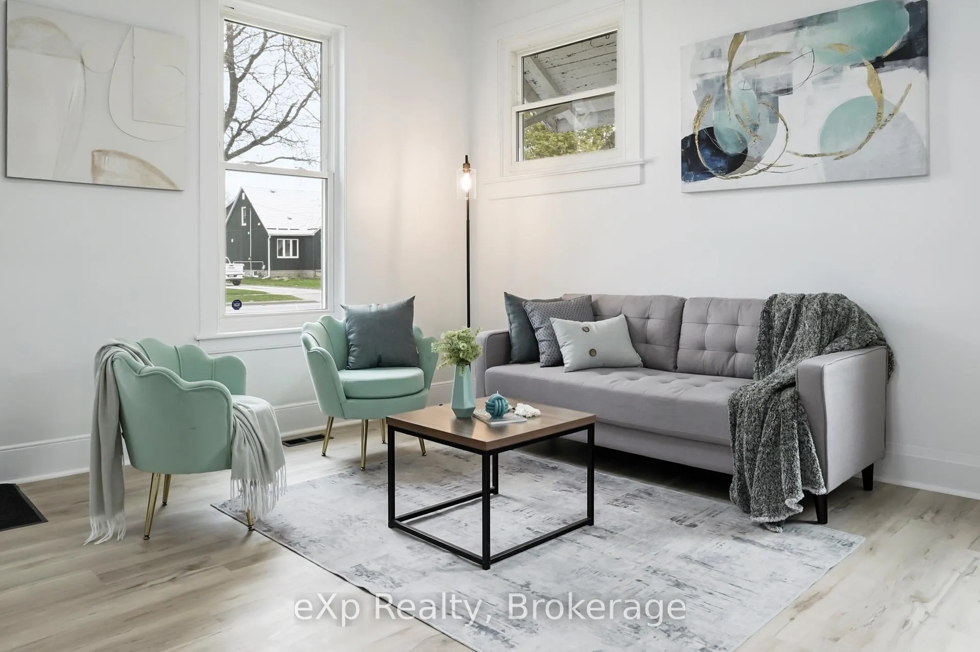 Photo 6 of 867 Devine Street, Sarnia — HOMEH