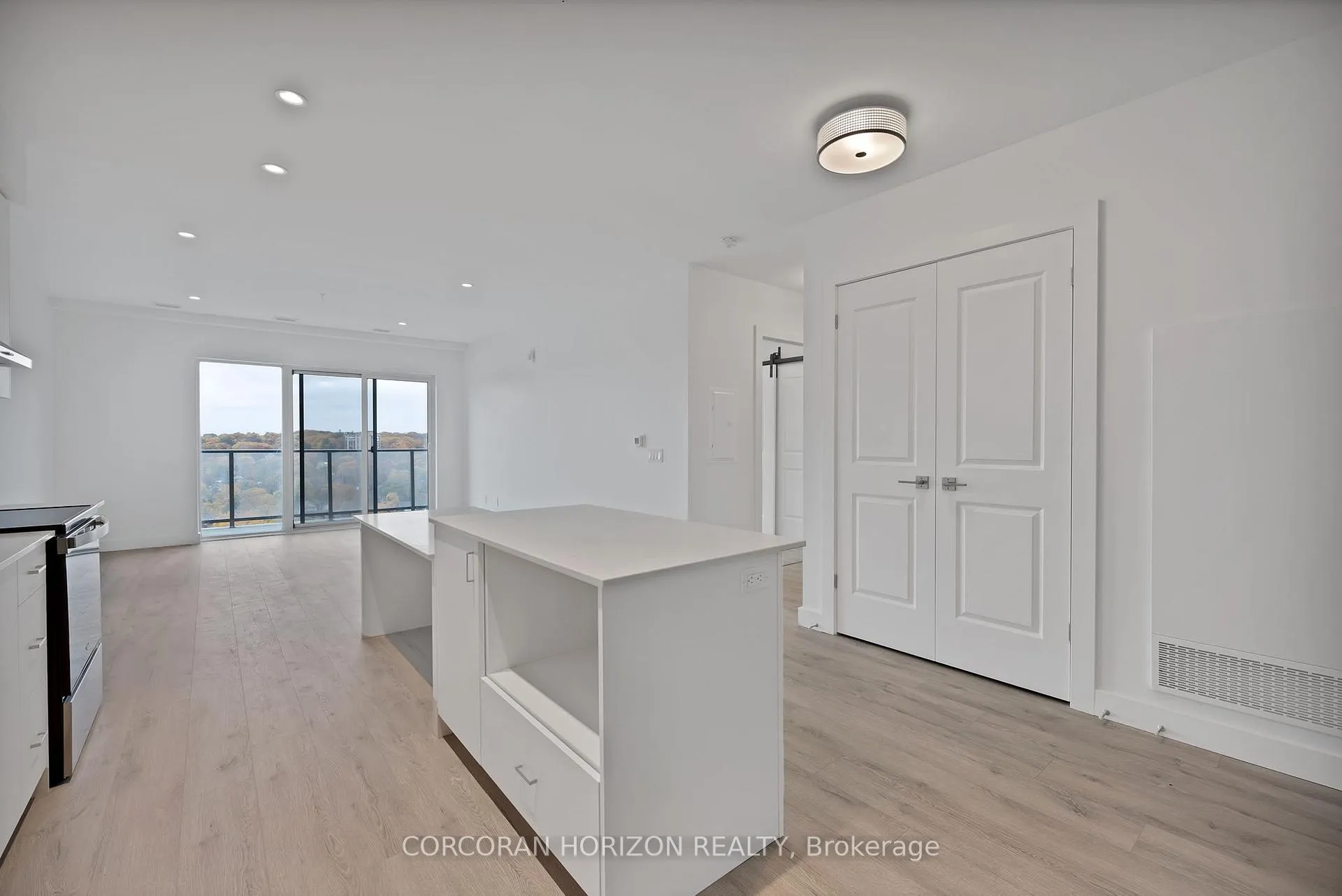 Photo 3 of Unit 1904, 15 Glebe Street, Cambridge, St. Andrews Estates — HOMEH