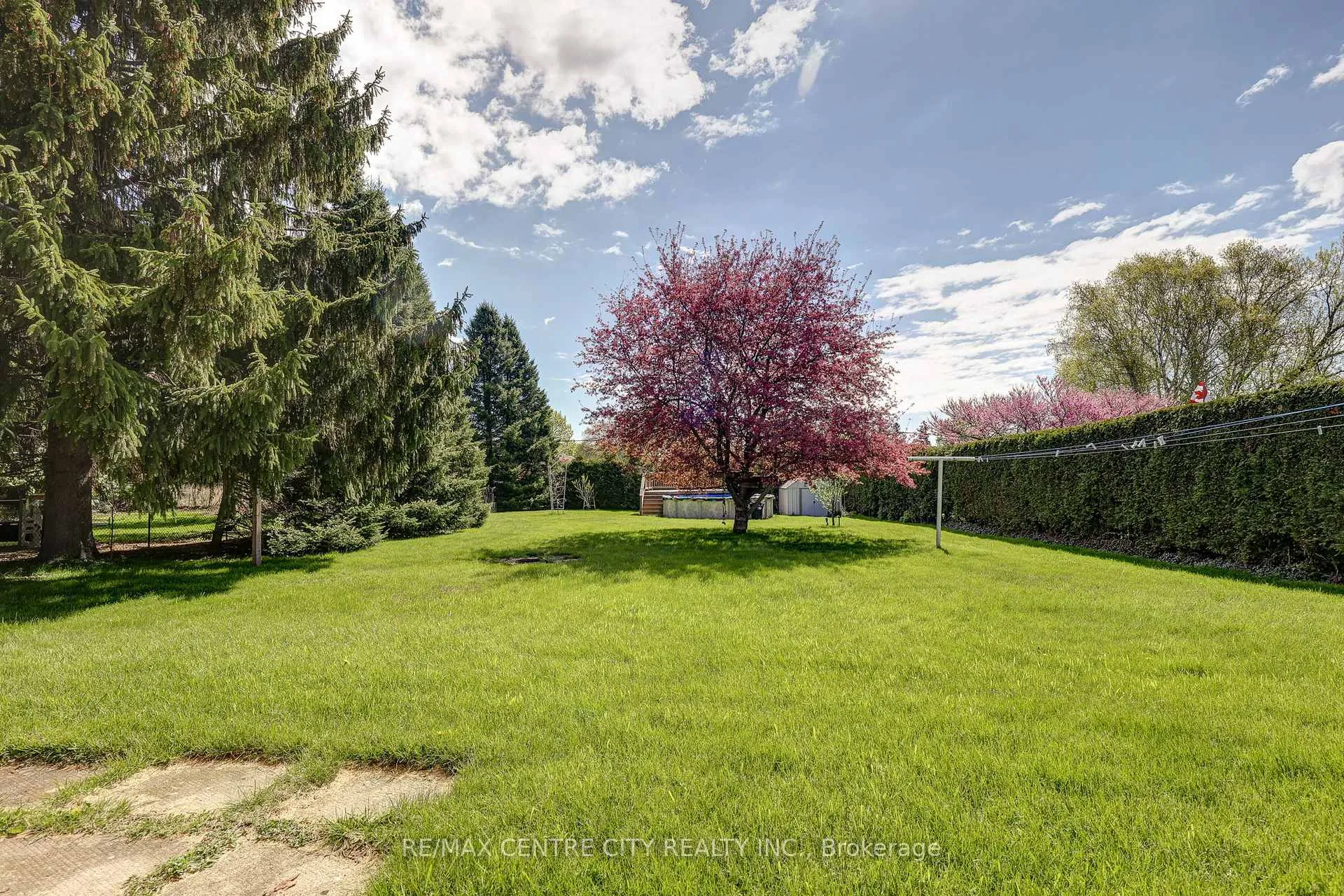Photo 5 of 68 Bailey Avenue, Central Elgin, Rural Central Elgin — HOMEH