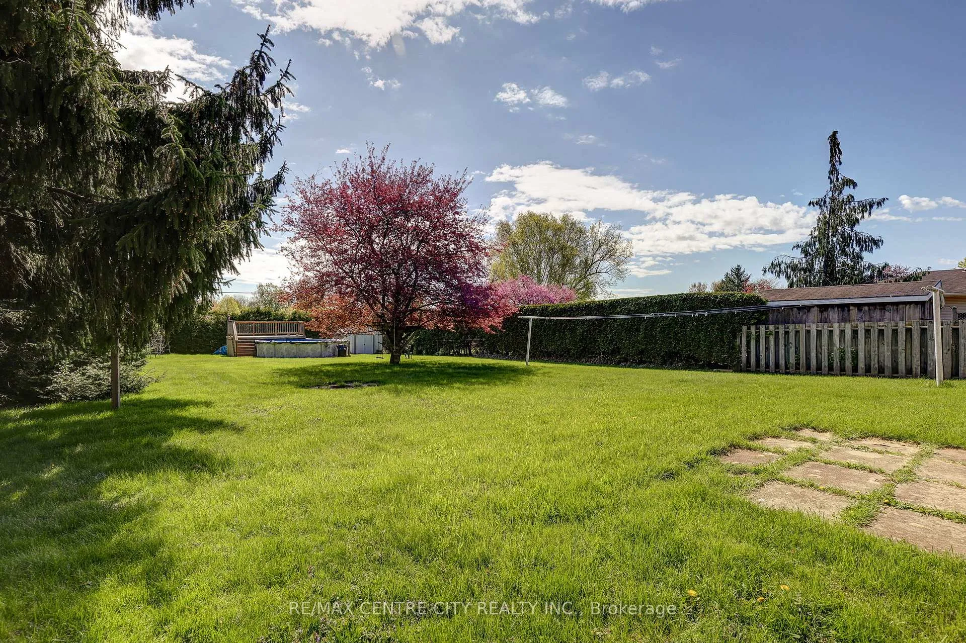 Photo 6 of 68 Bailey Avenue, Central Elgin, Rural Central Elgin — HOMEH