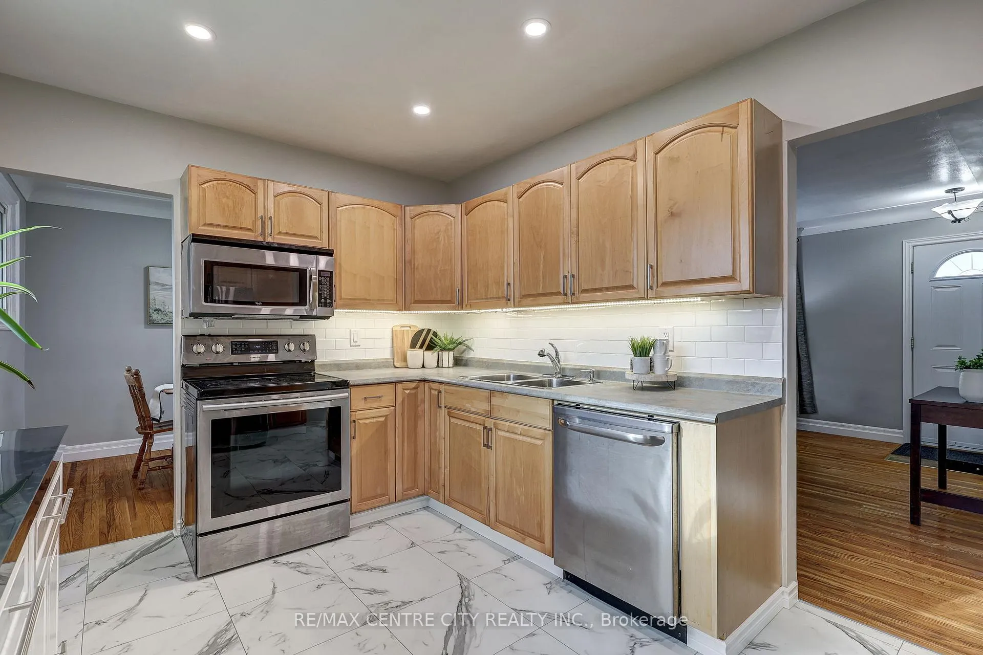 Photo 25 of 68 Bailey Avenue, Central Elgin, Rural Central Elgin — HOMEH