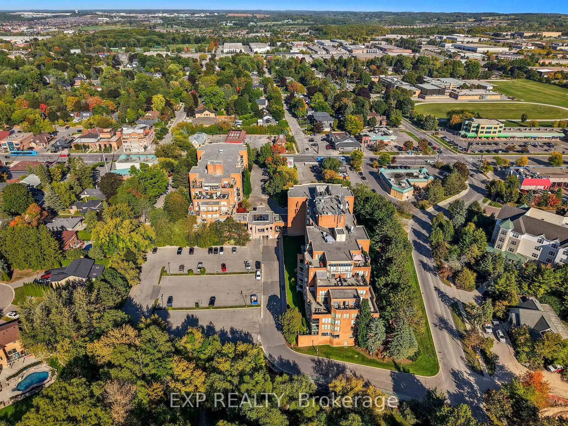 Photo 30 of Unit 111, 14924 Yonge Street, Aurora, Aurora Highlands — HOMEH