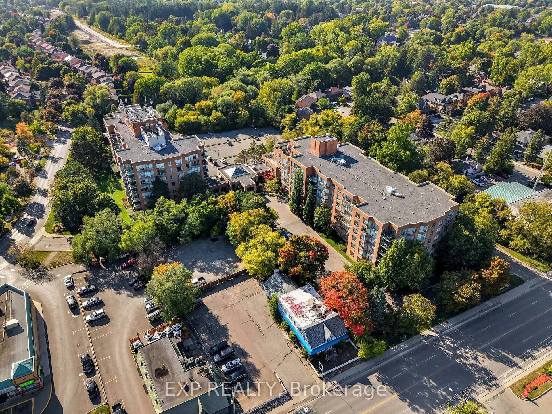 Photo 31 of Unit 111, 14924 Yonge Street, Aurora, Aurora Highlands — HOMEH