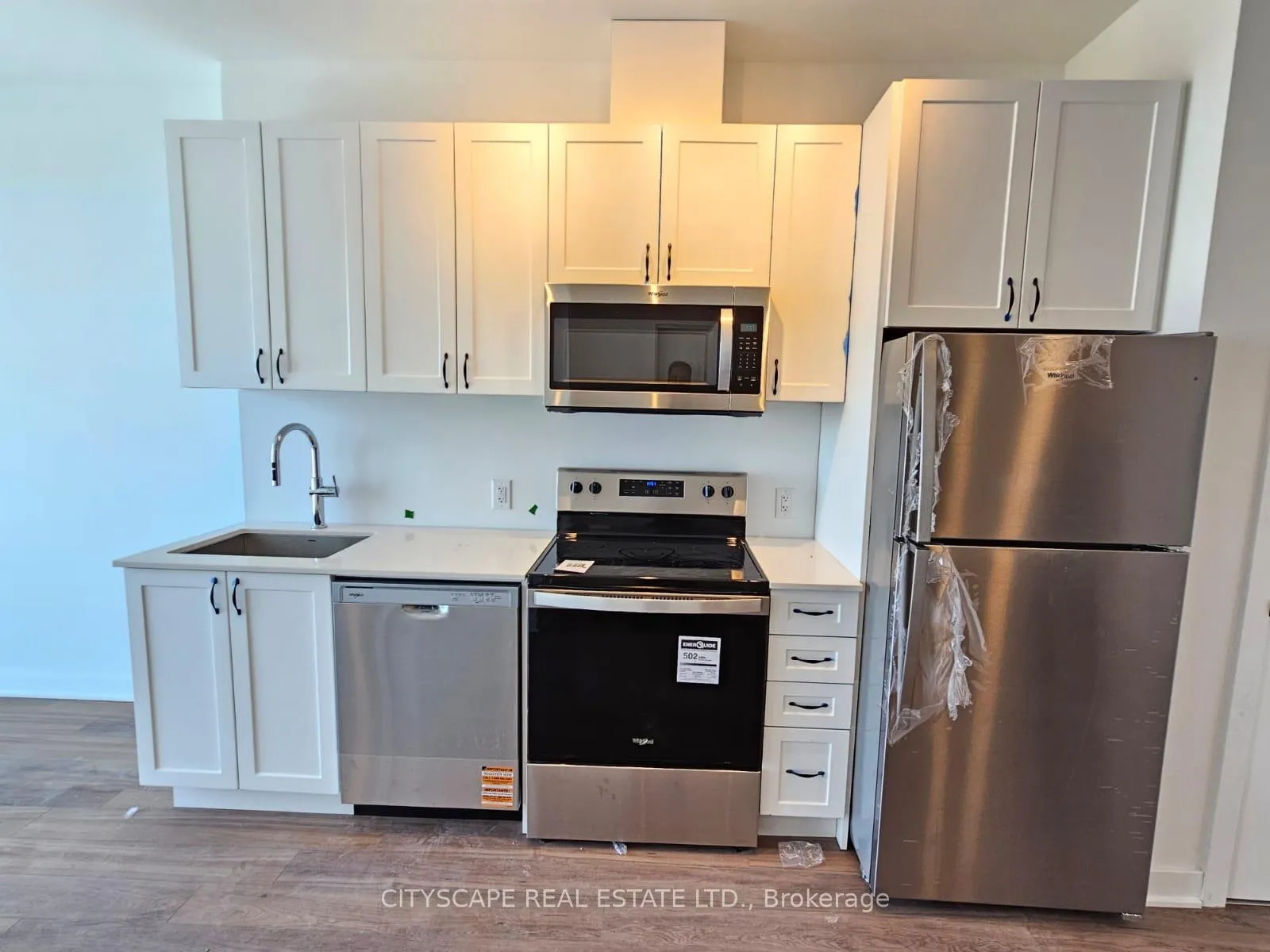 Photo 5 of Unit 1612, 2782 Barton Street, Hamilton, Riverdale — HOMEH