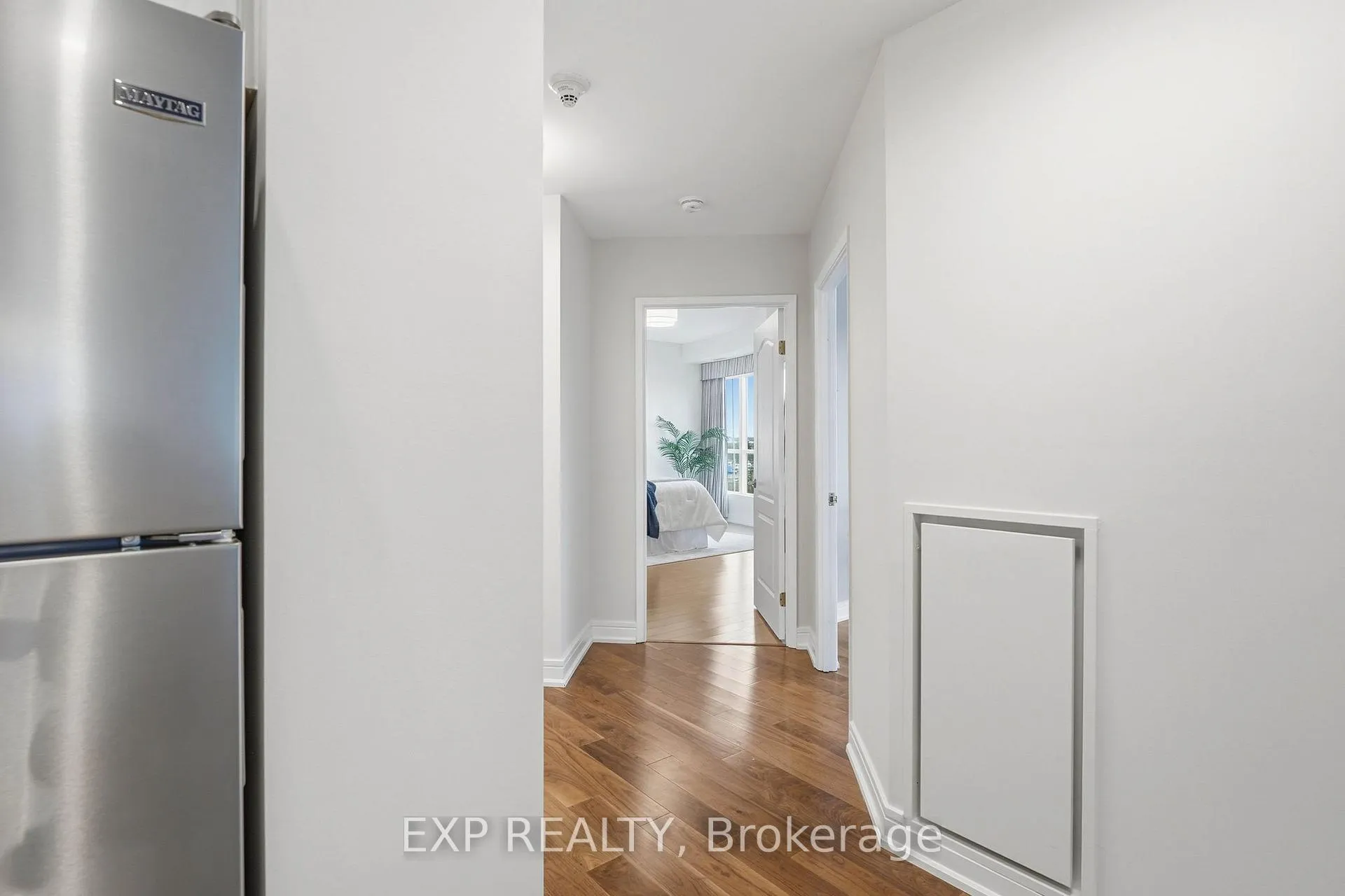 Photo 16 of Unit 905, 2 Toronto Street, Barrie, City Centre — HOMEH