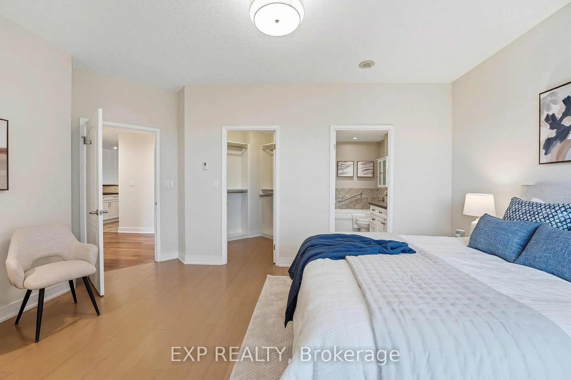 Photo 19 of Unit 905, 2 Toronto Street, Barrie, City Centre — HOMEH