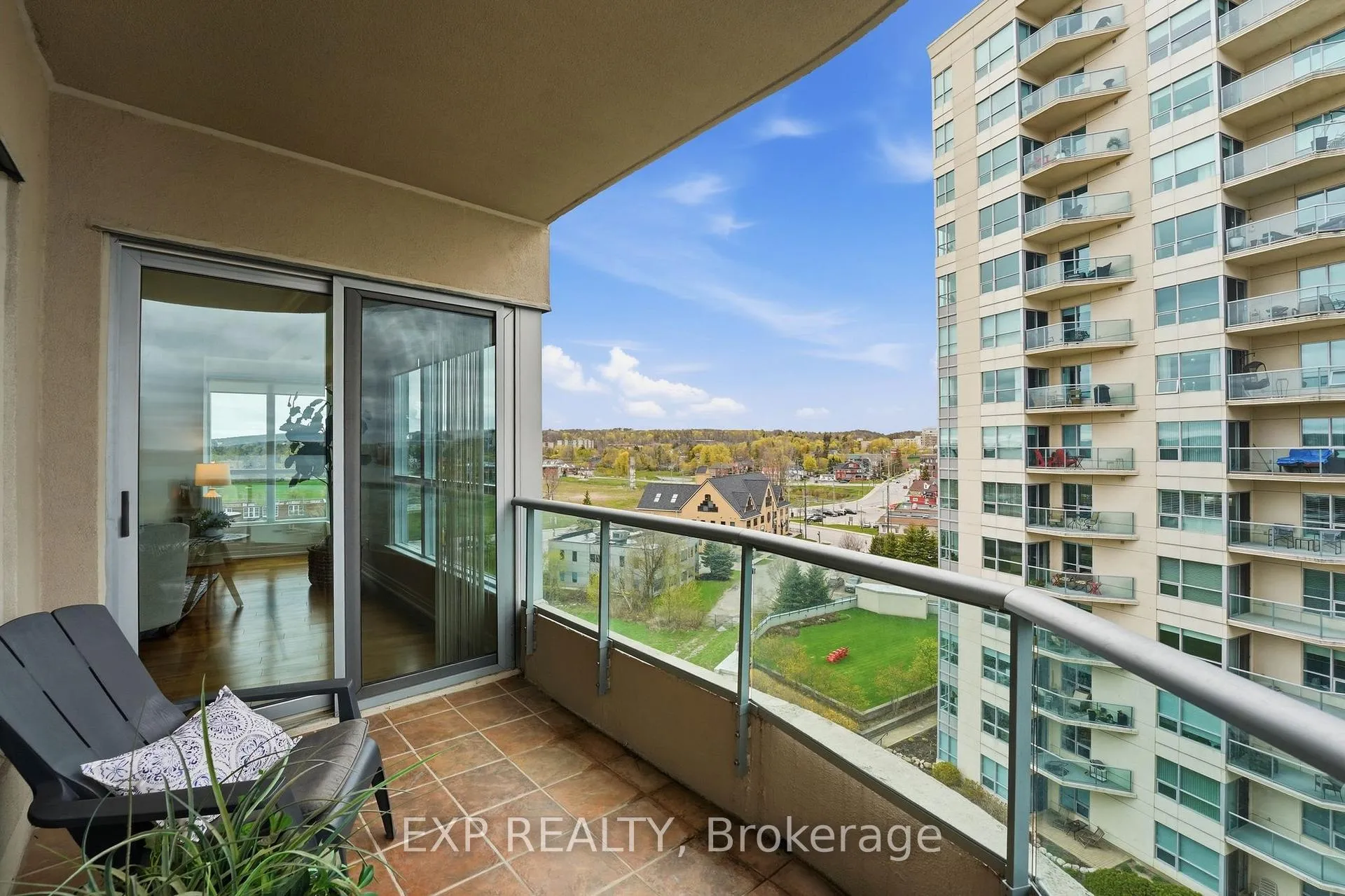 Photo 27 of Unit 905, 2 Toronto Street, Barrie, City Centre — HOMEH