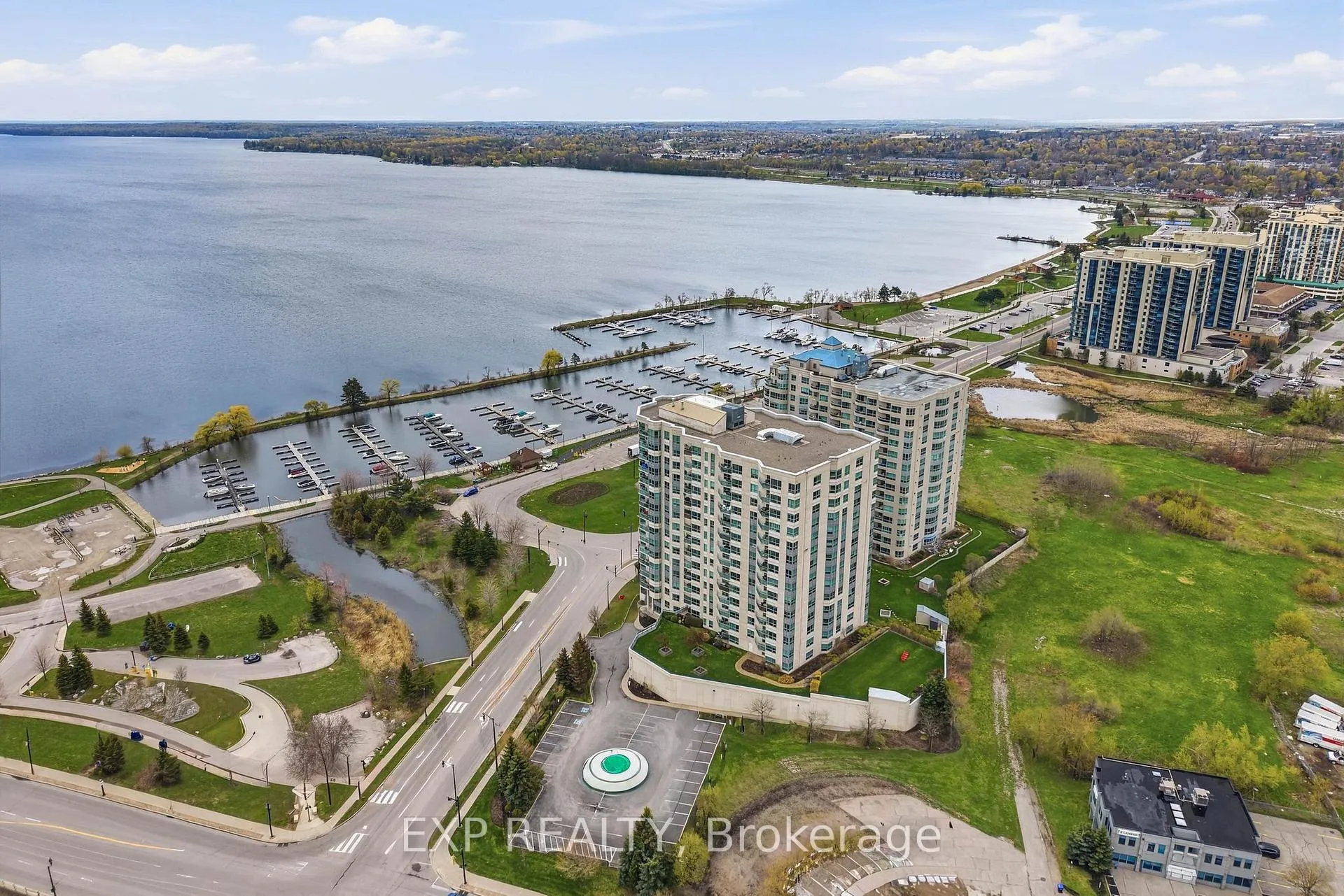 Photo 44 of Unit 905, 2 Toronto Street, Barrie, City Centre — HOMEH
