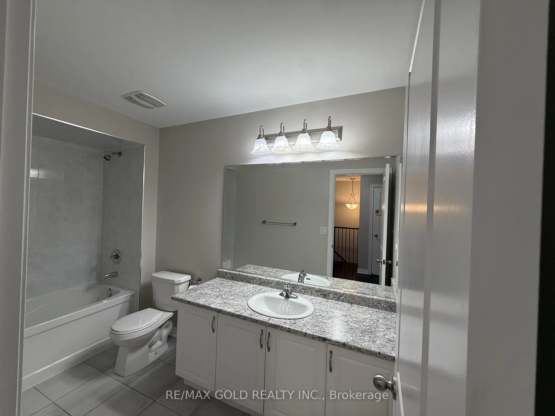 Photo 17 of 6 Pearman Crescent, Brampton, Northwest Brampton — HOMEH