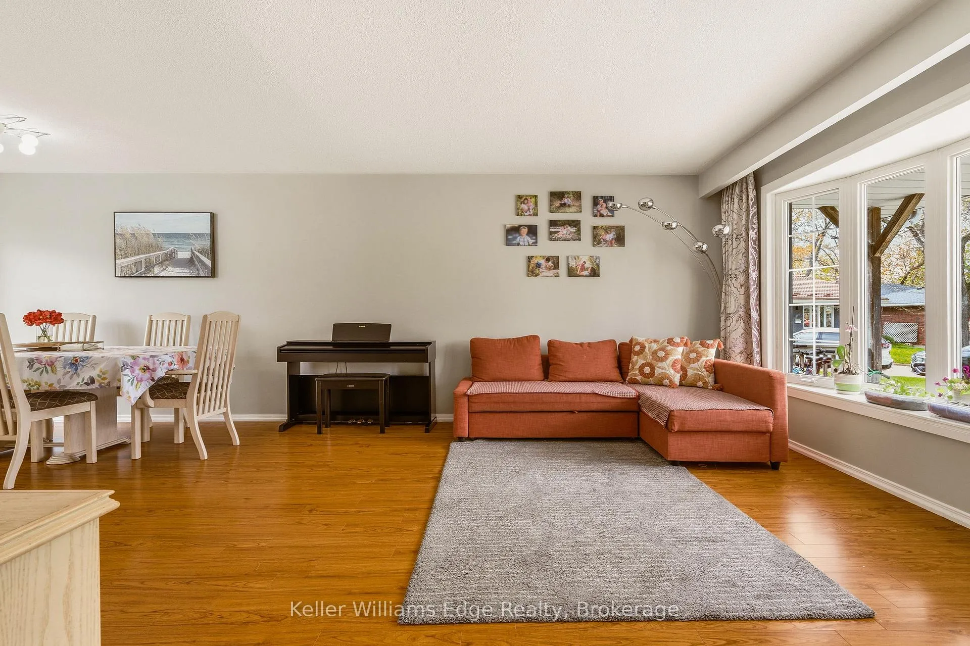 Photo 3 of 1463 Rolling Court, Burlington, Mountainside — HOMEH