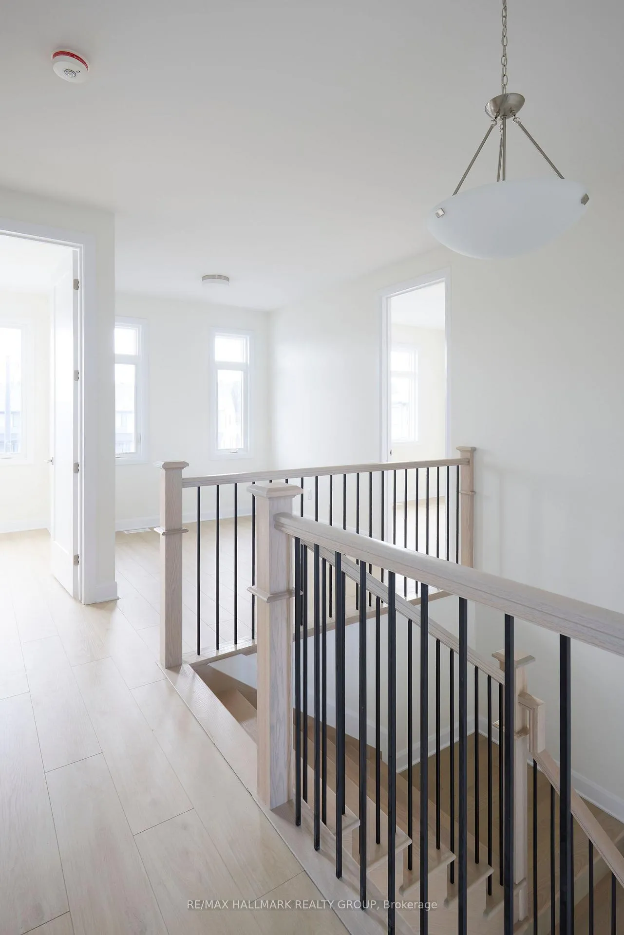 Photo 21 of 678 Persimmon Way, Ottawa, Chapel Hill South - Orleans Village — HOMEH