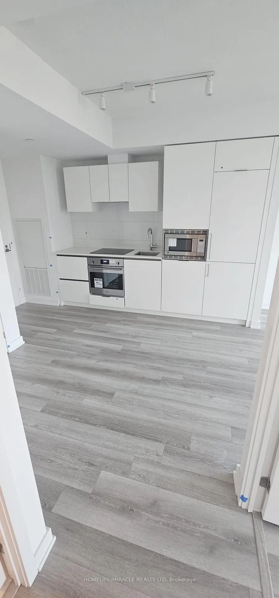 Photo 2 of Unit 1902, 234 Simcoe Street, Toronto, Kensington-Chinatown — HOMEH