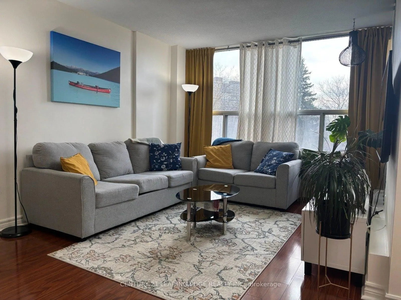 Photo 1 of Unit 304, 15 Vicora Linkway, Toronto, Flemingdon Park — HOMEH