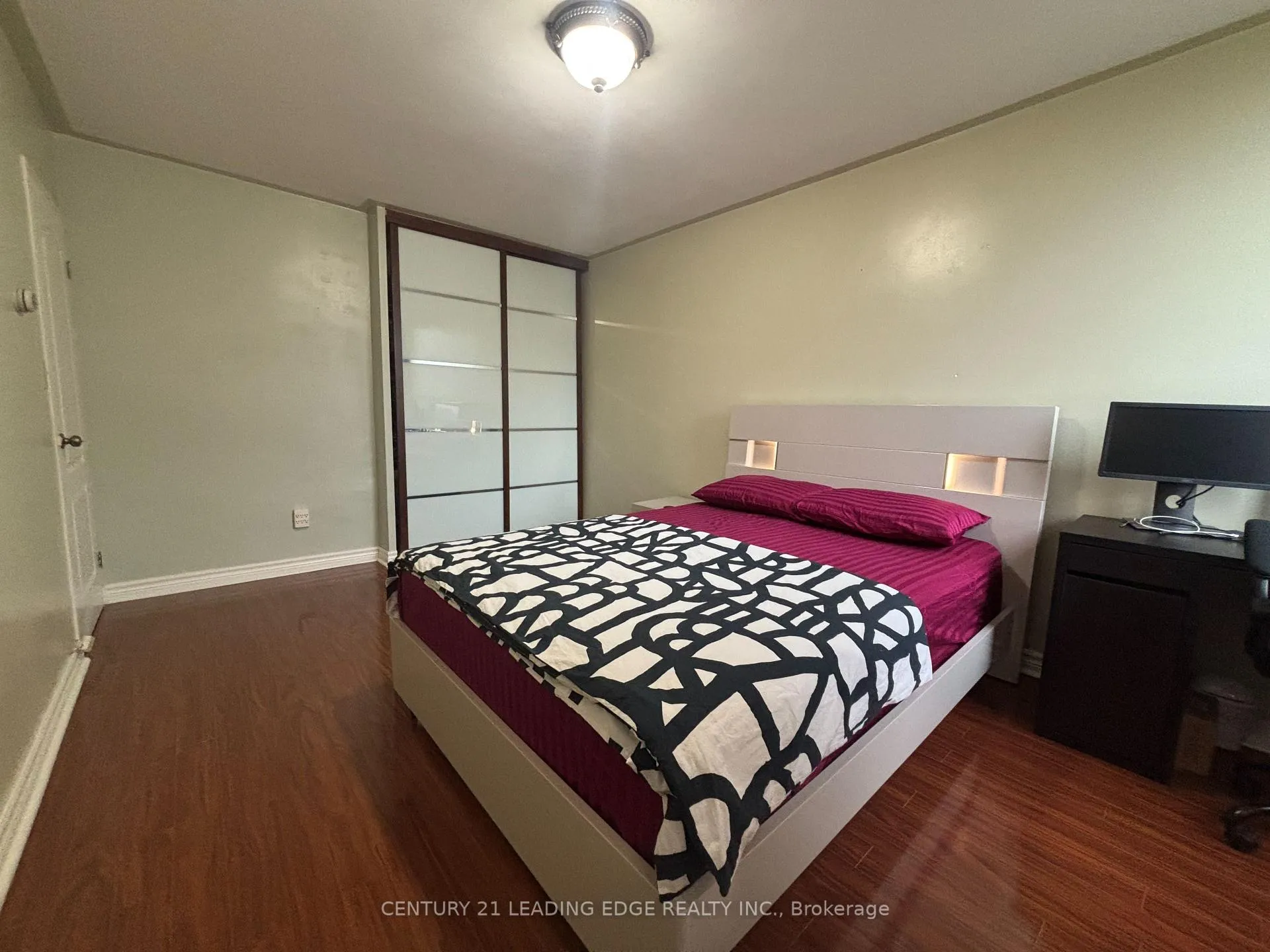 Photo 13 of Unit 304, 15 Vicora Linkway, Toronto, Flemingdon Park — HOMEH