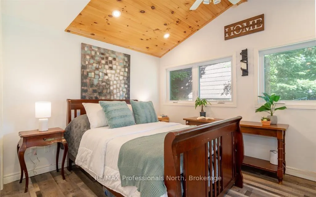 Photo 23 of 899 Katrine Road, Burk's Falls — HOMEH