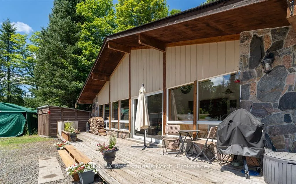 Photo 31 of 899 Katrine Road, Burk's Falls — HOMEH
