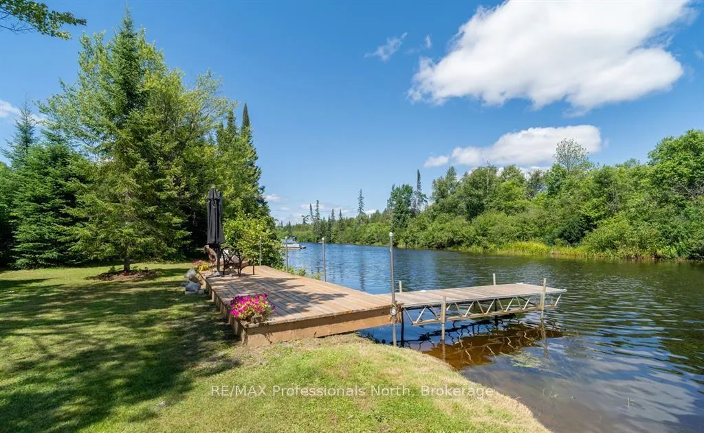 Photo 39 of 899 Katrine Road, Burk's Falls — HOMEH