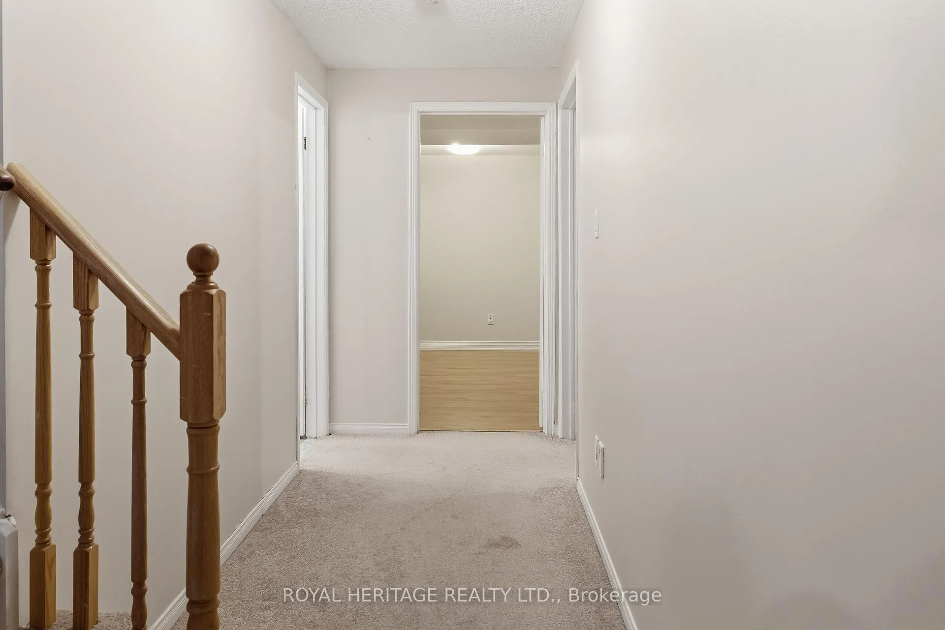 Photo 23 of 19 Fitzpatrick Court, Whitby, Brooklin — HOMEH
