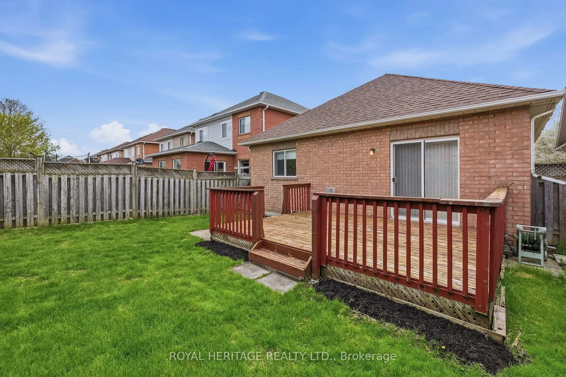 Photo 29 of 19 Fitzpatrick Court, Whitby, Brooklin — HOMEH