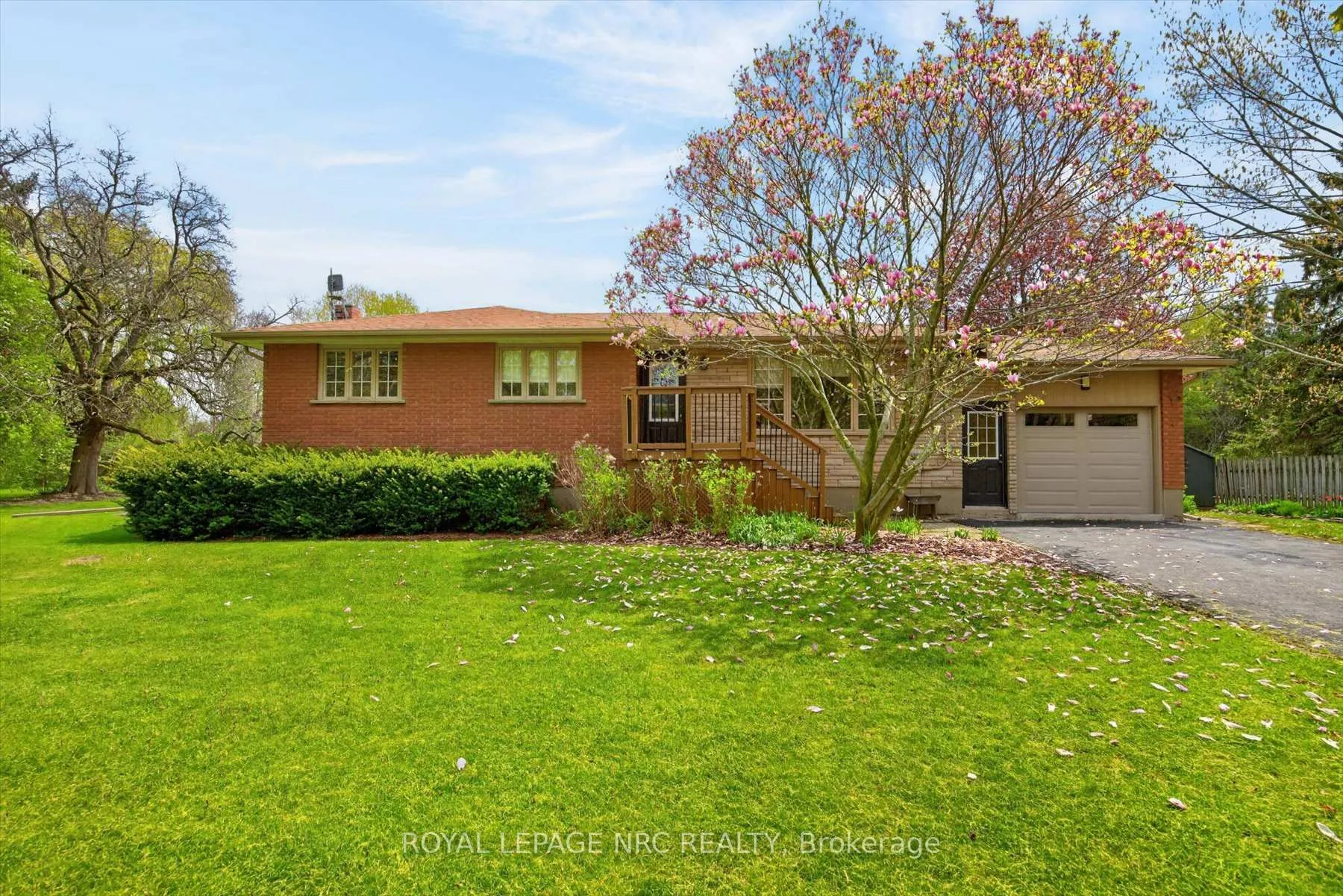 Photo 2 of 1241 Sherk Road, Port Colborne, Bethel — HOMEH