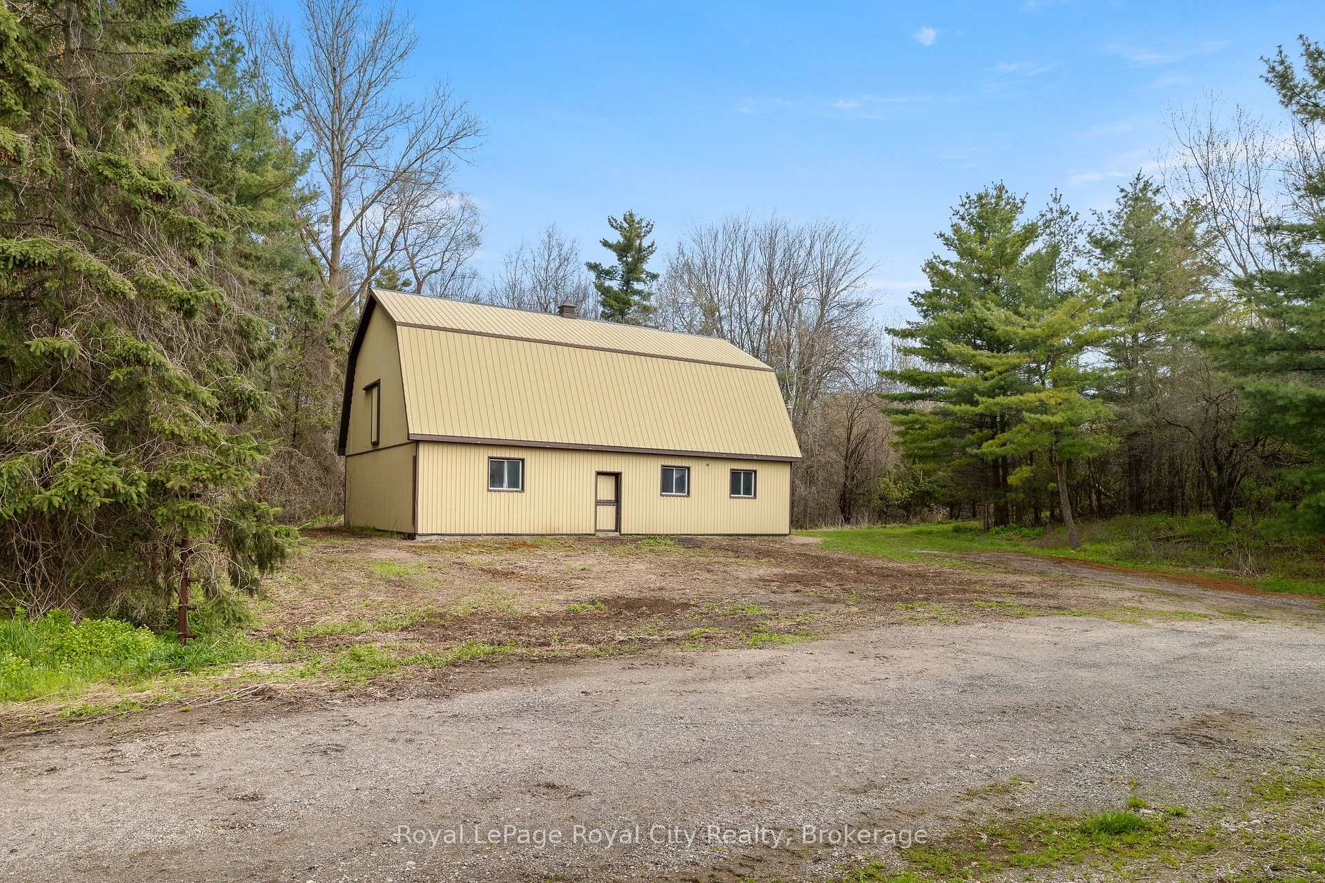 Photo 39 of 4646 Side Road N, Puslinch, Rural Puslinch West — HOMEH