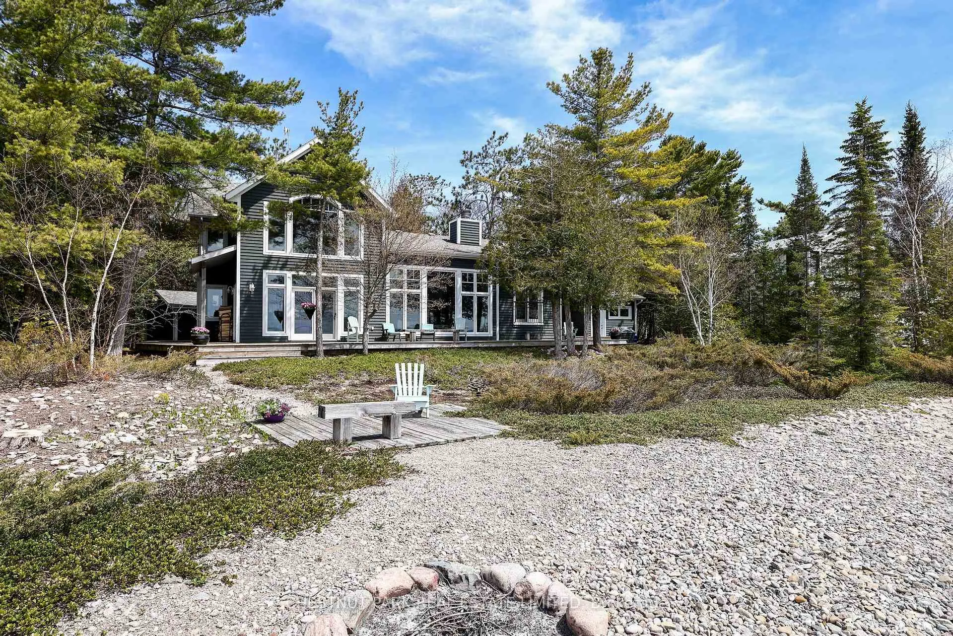 Photo 1 of 46 Parklane Court, Tiny, Rural Tiny — HOMEH