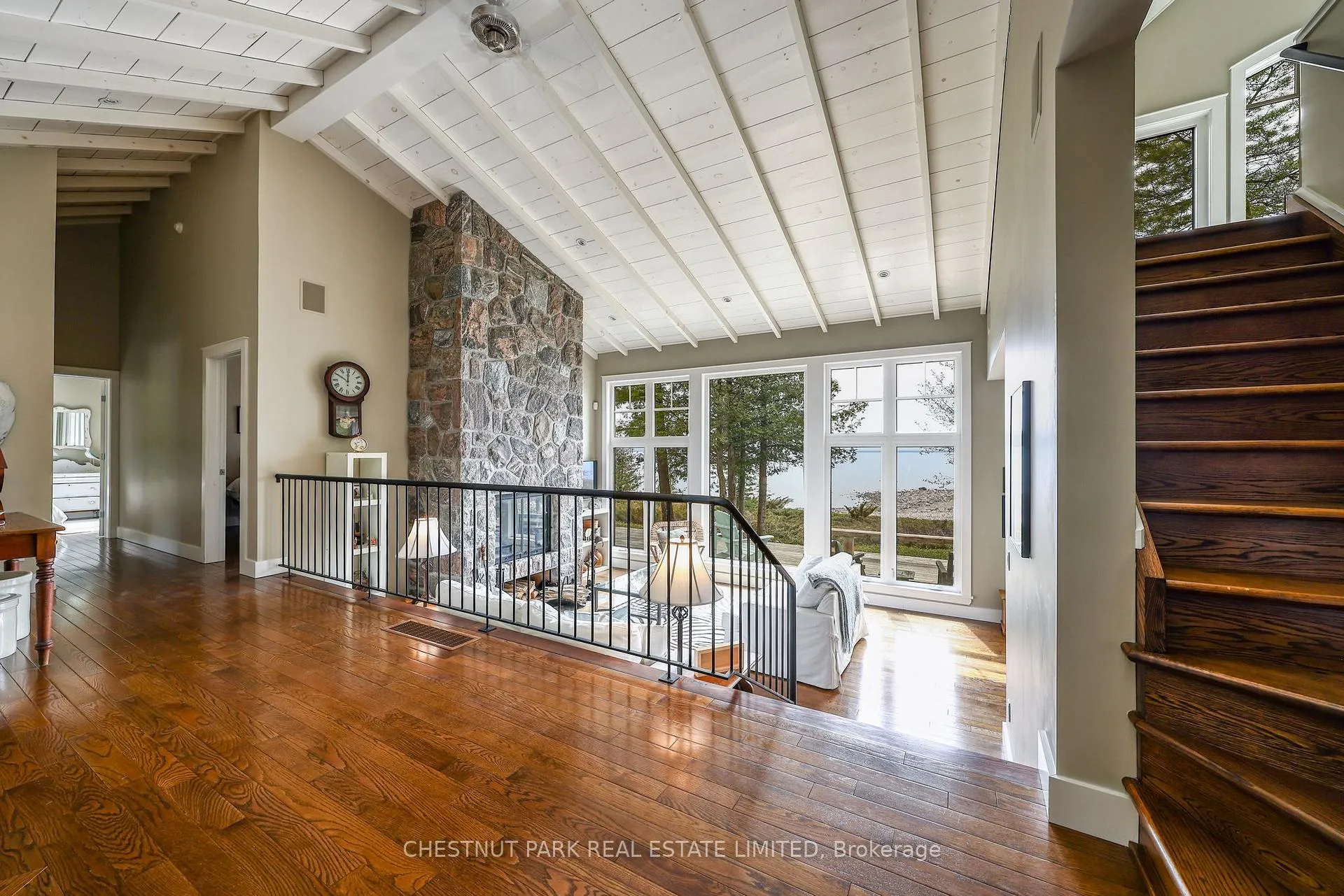 Photo 10 of 46 Parklane Court, Tiny, Rural Tiny — HOMEH