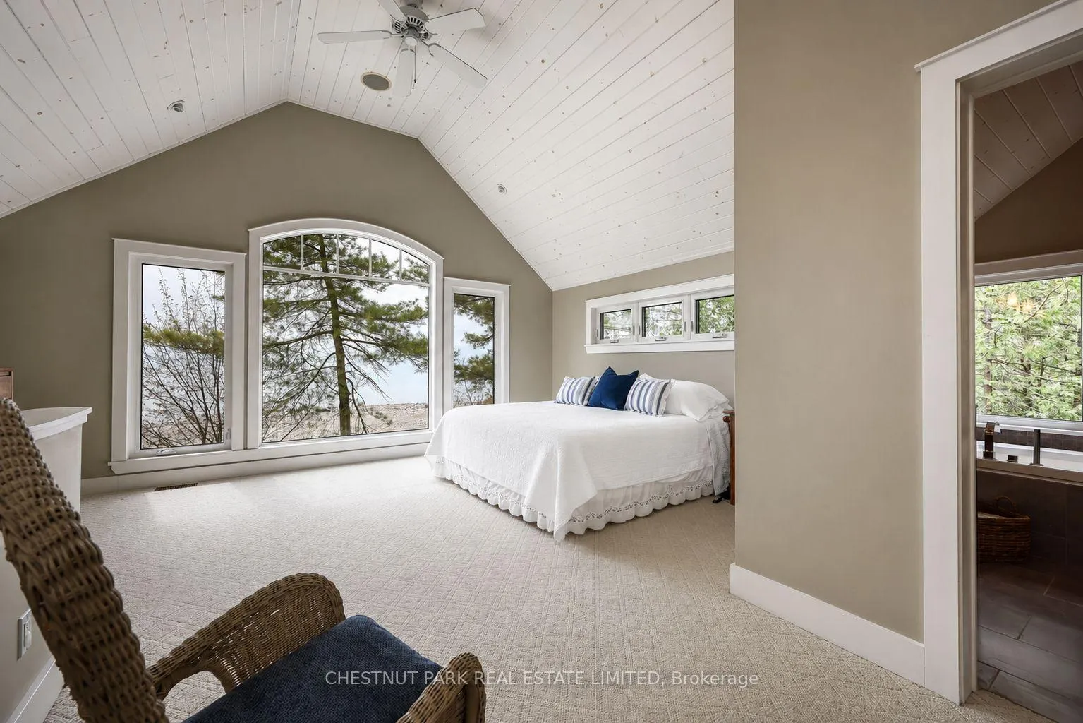 Photo 23 of 46 Parklane Court, Tiny, Rural Tiny — HOMEH