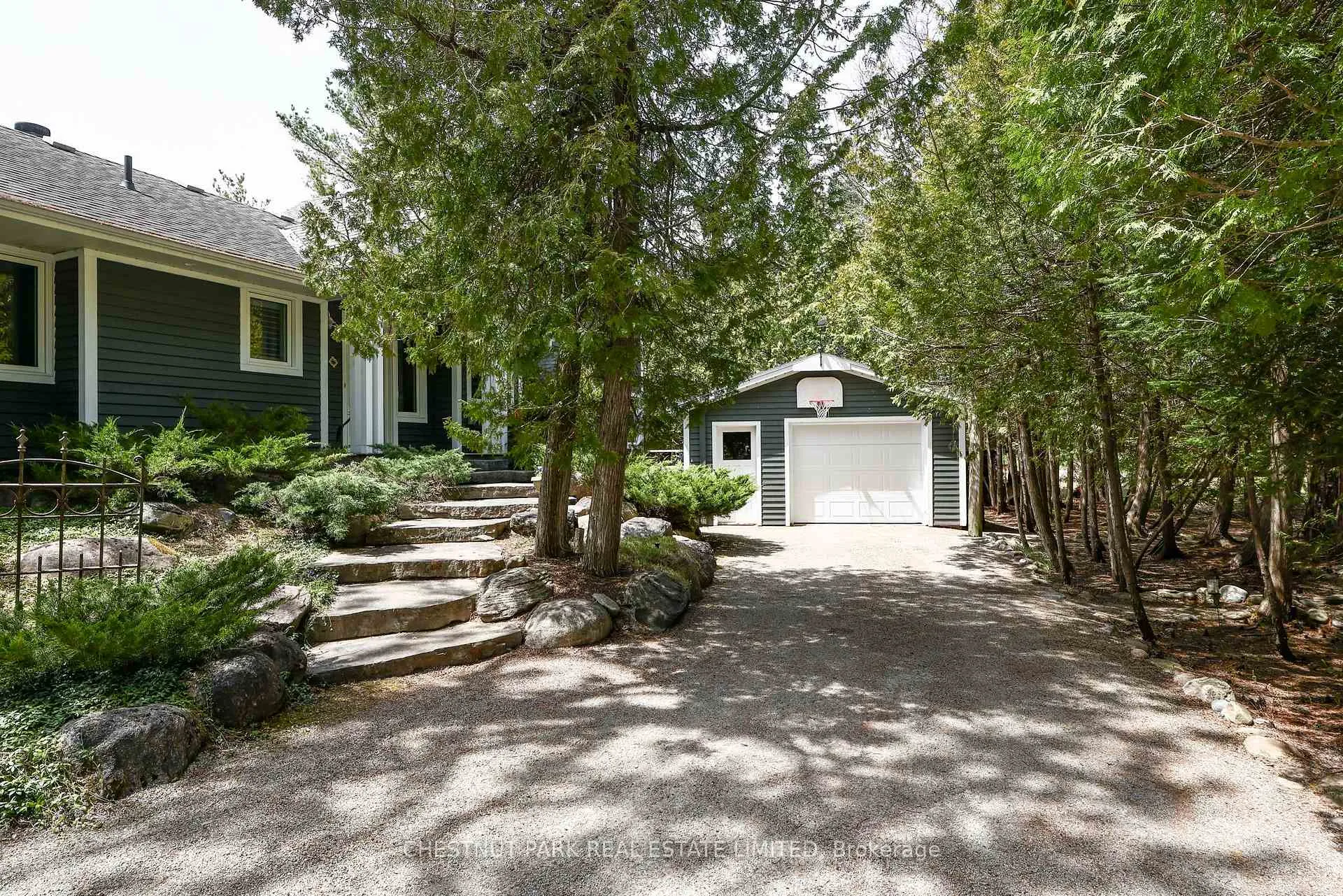 Photo 37 of 46 Parklane Court, Tiny, Rural Tiny — HOMEH