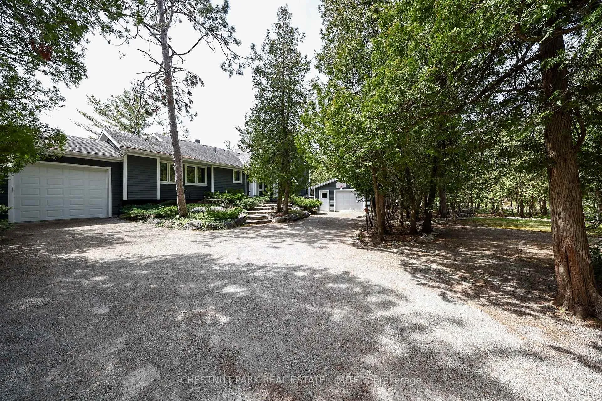Photo 38 of 46 Parklane Court, Tiny, Rural Tiny — HOMEH
