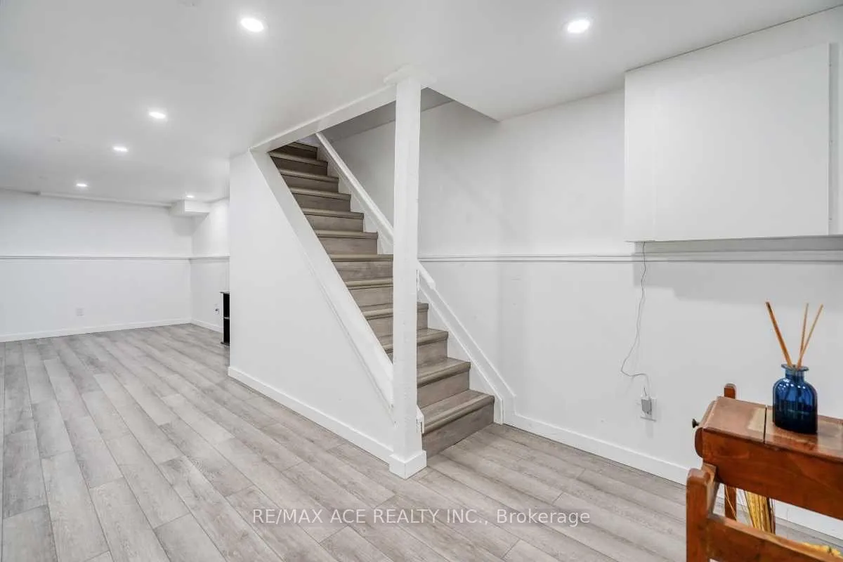 Photo 11 of 1456 Valley Drive, Oshawa, Lakeview — HOMEH