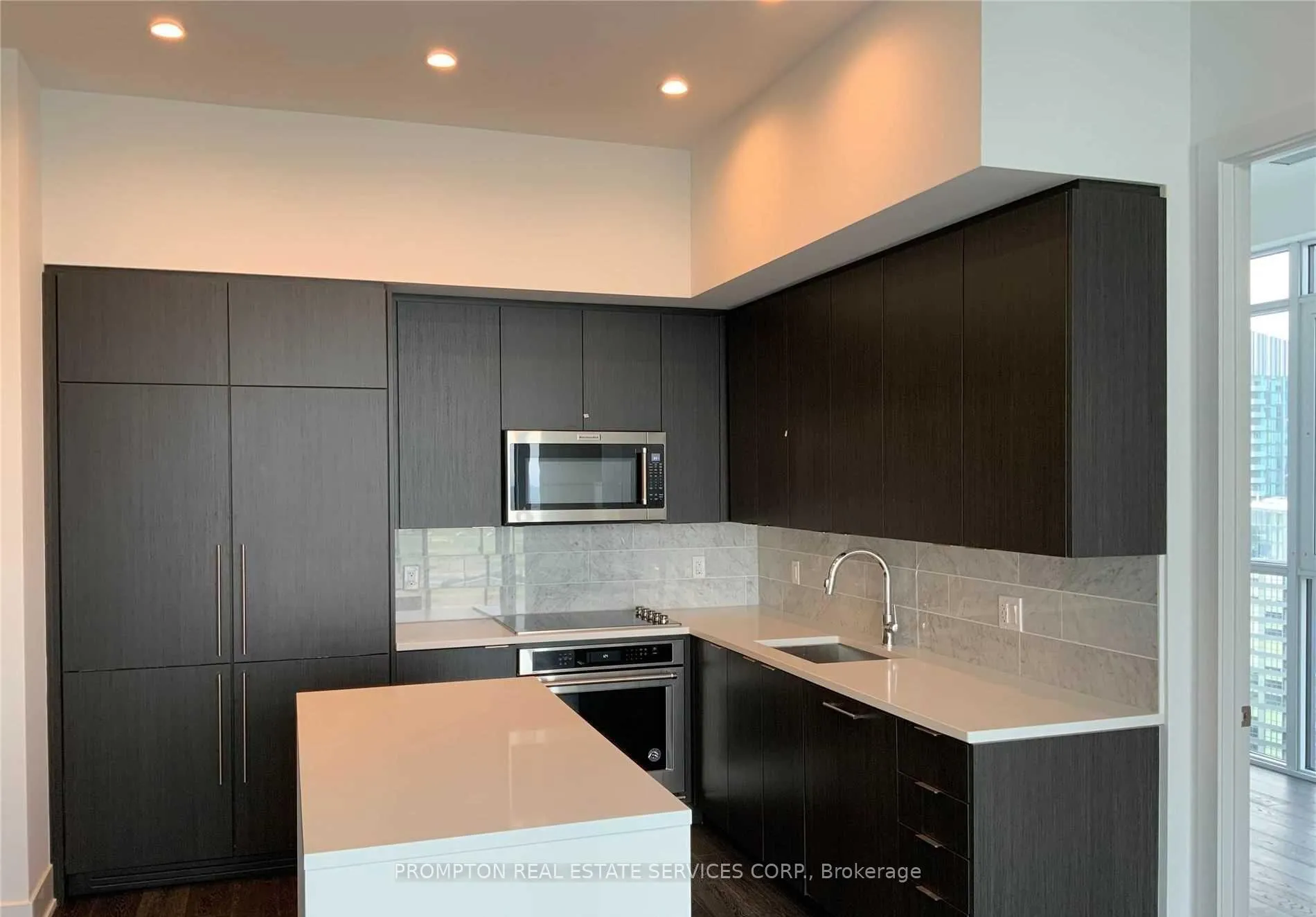Photo 6 of Unit Ph09, 38 Iannuzzi Street, Toronto, Niagara — HOMEH