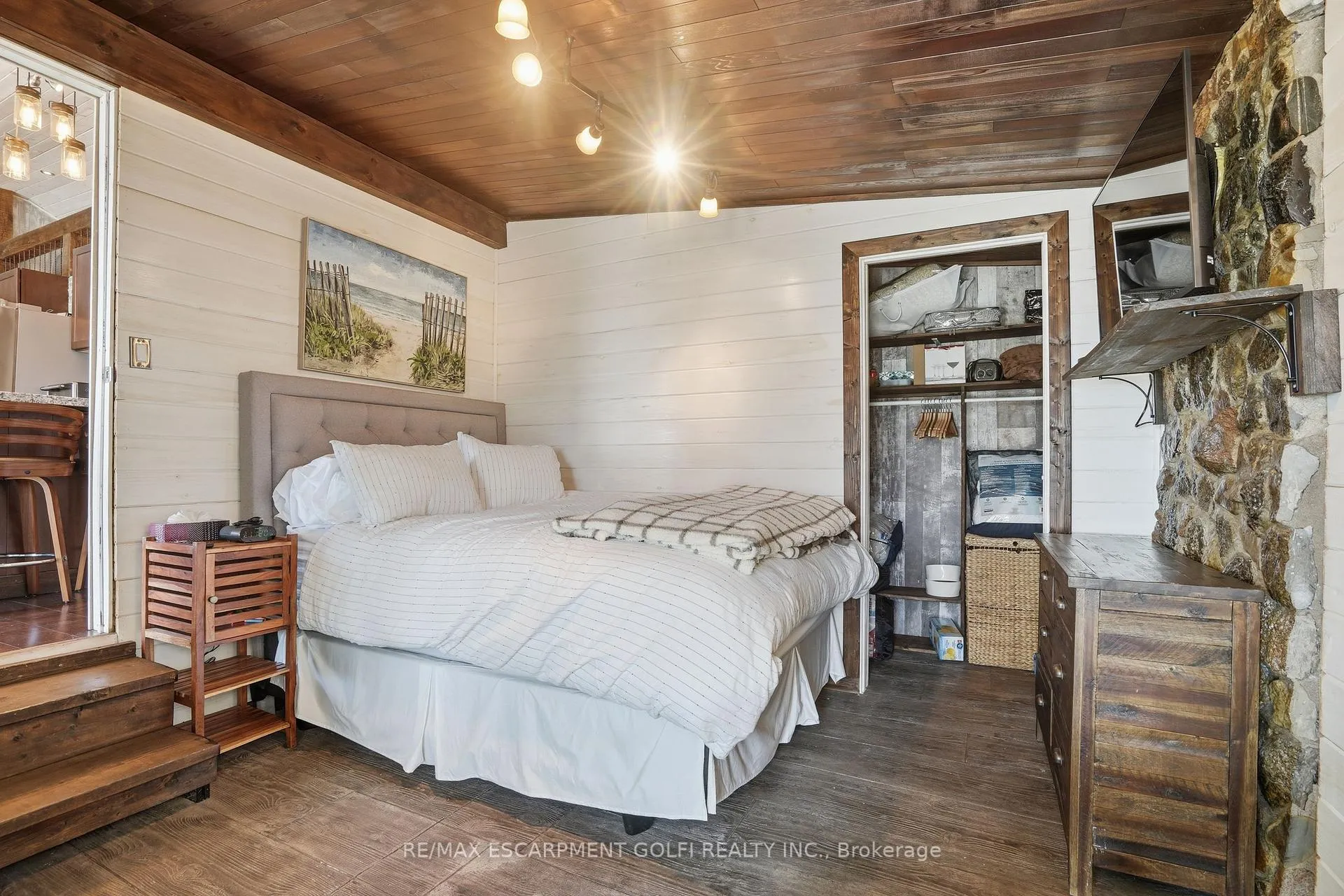 Photo 21 of 11349 Neff Street, Wainfleet, Lakeshore — HOMEH