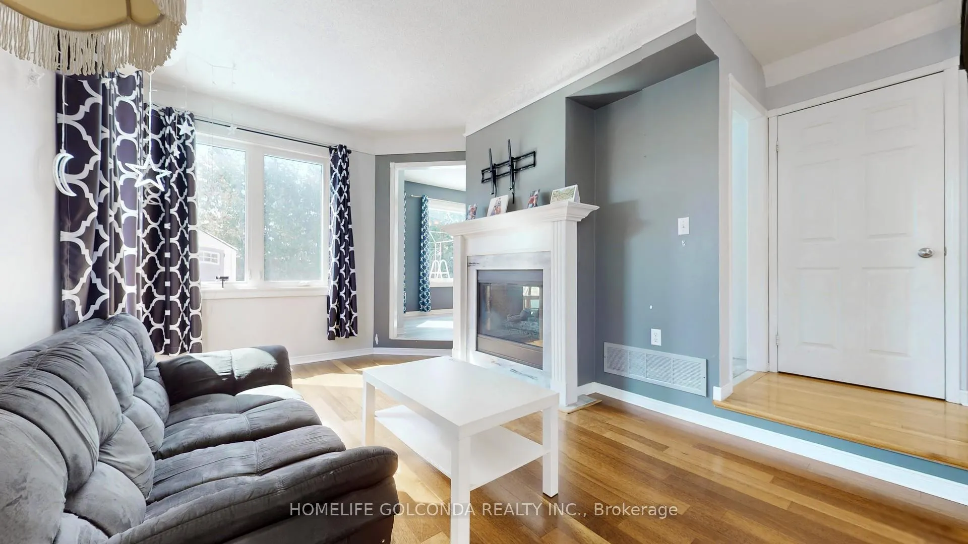Photo 7 of 39 Etherington Crescent, Barrie, West Bayfield — HOMEH