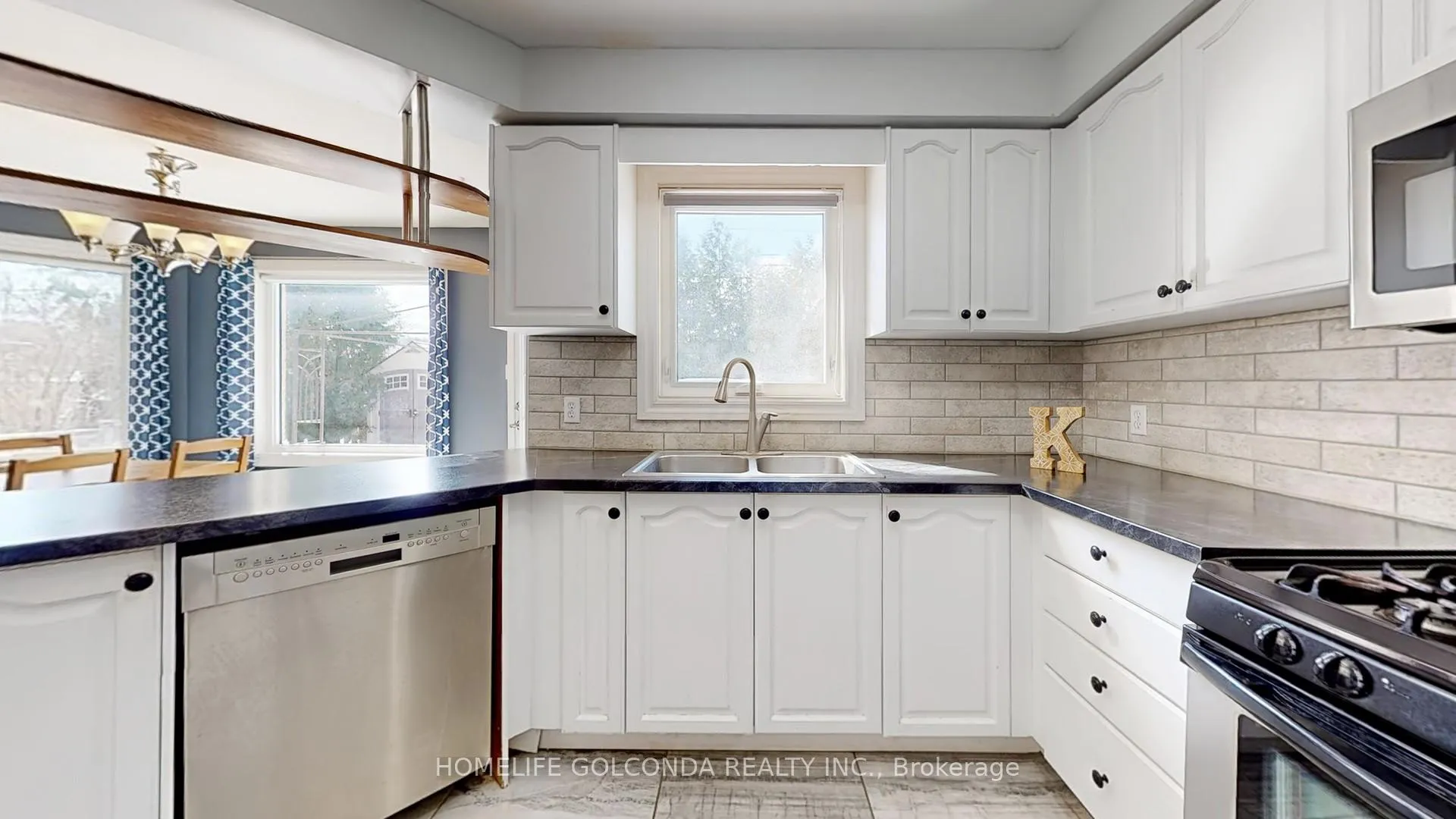 Photo 13 of 39 Etherington Crescent, Barrie, West Bayfield — HOMEH