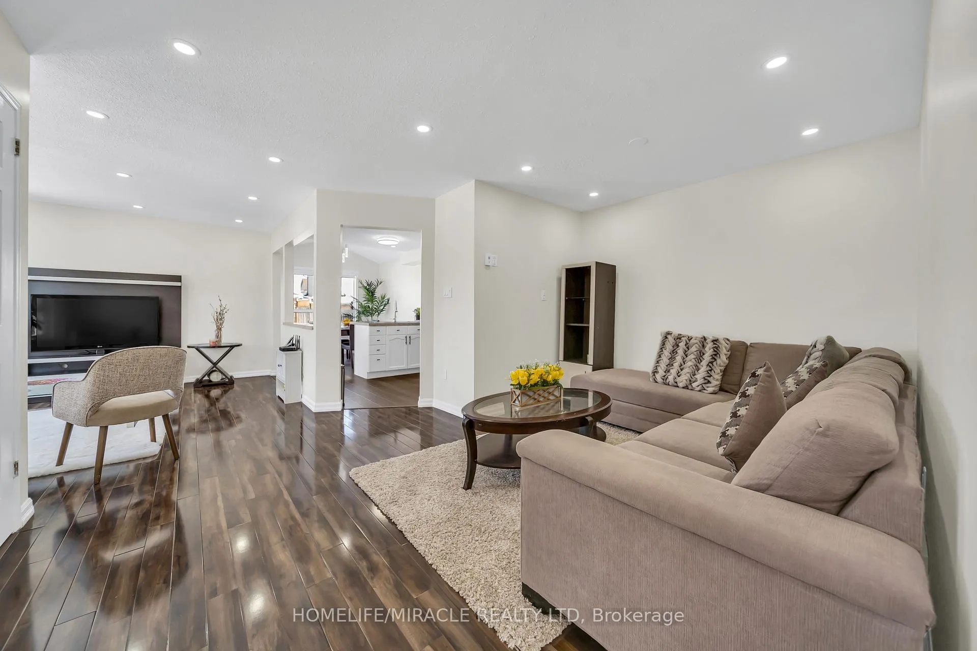 Photo 5 of 25 Breesegarden Lane, Guelph, Grange Road — HOMEH